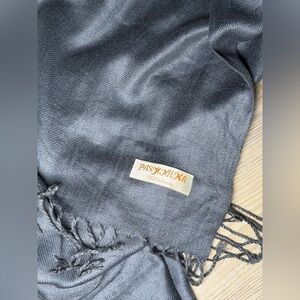 100% Pashmina Gray Fringe Scarf